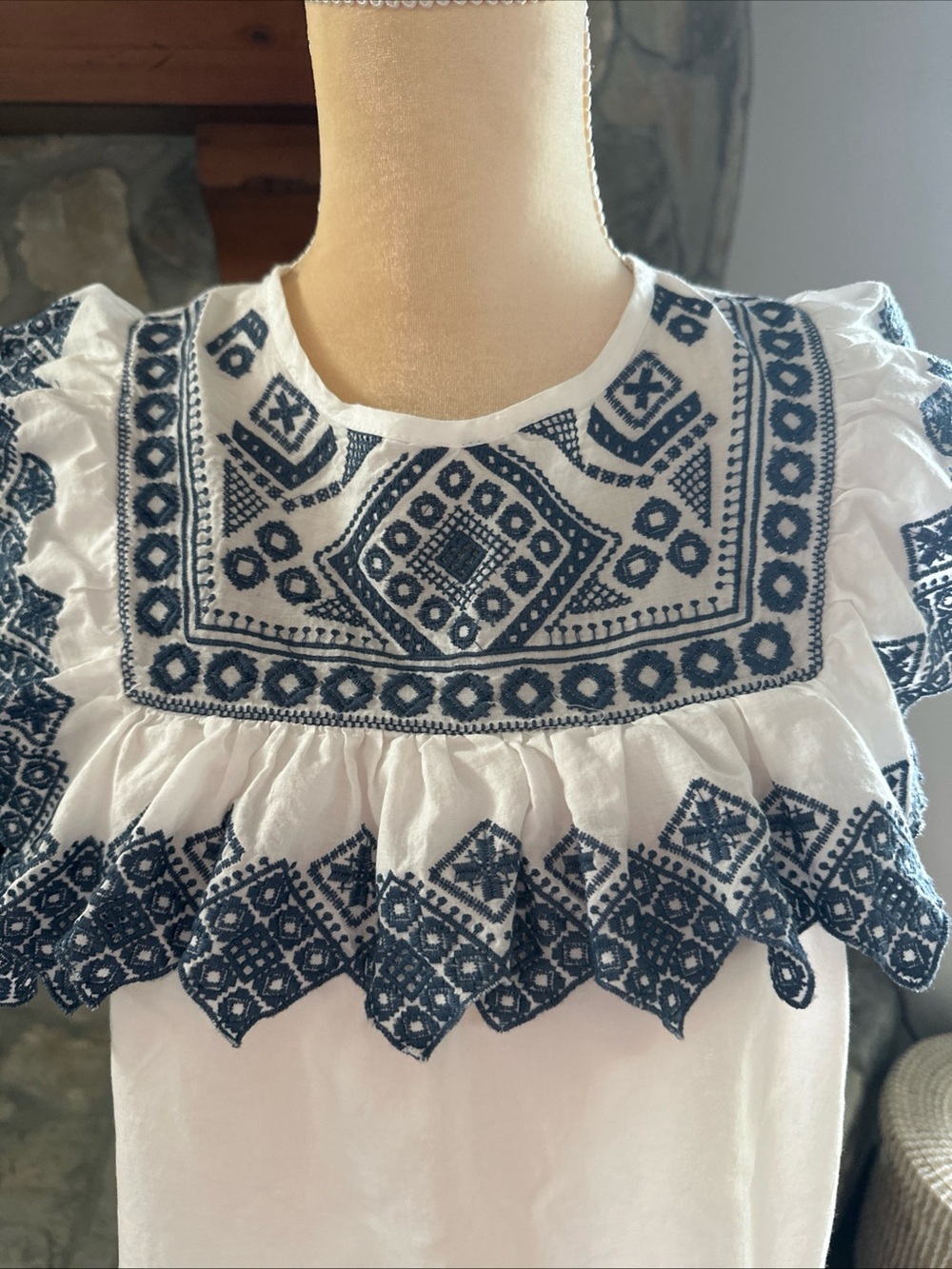 NWT Jennifer & Grace White With Navy Embroidery & Ruffle Detail Boho Small - Picture 3 of 4